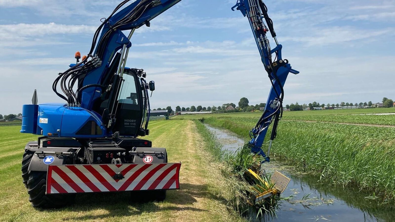 Maaien waterplanten gestart voor doorstroming water