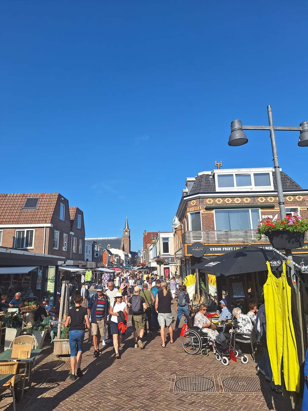 6 September extra Zomerbraderie in Egmond aan Zee