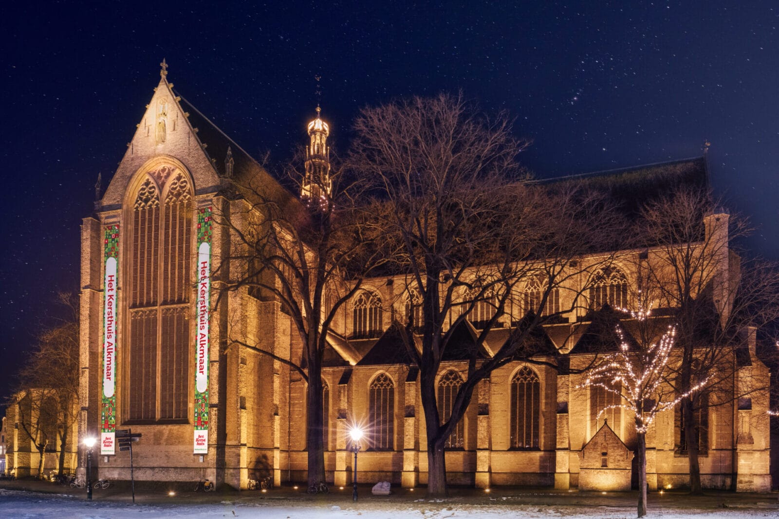 Grote Kerk Alkmaar omgetoverd tot magisch Kersthuis