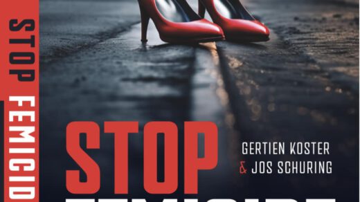 Stop Femicide, rode hakken als protest