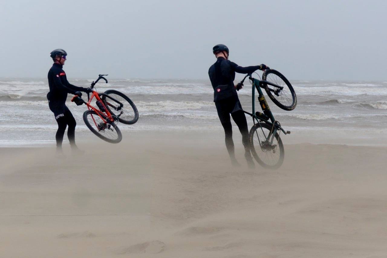 Storm Ciarán onderweg naar onze provincie, zuiderstorm langs de westkust