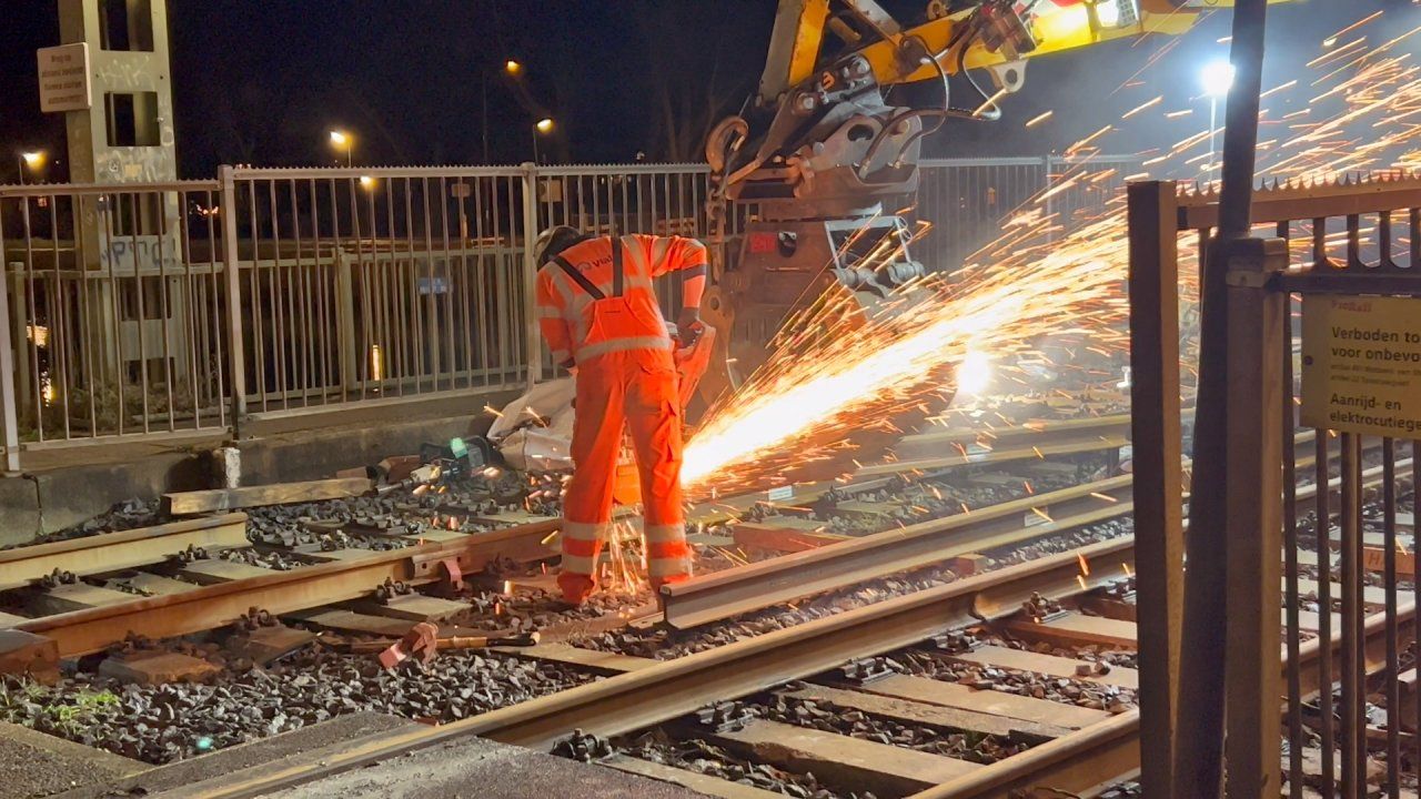 Werkzaamheden aan spoor in Alkmaar in volle gang