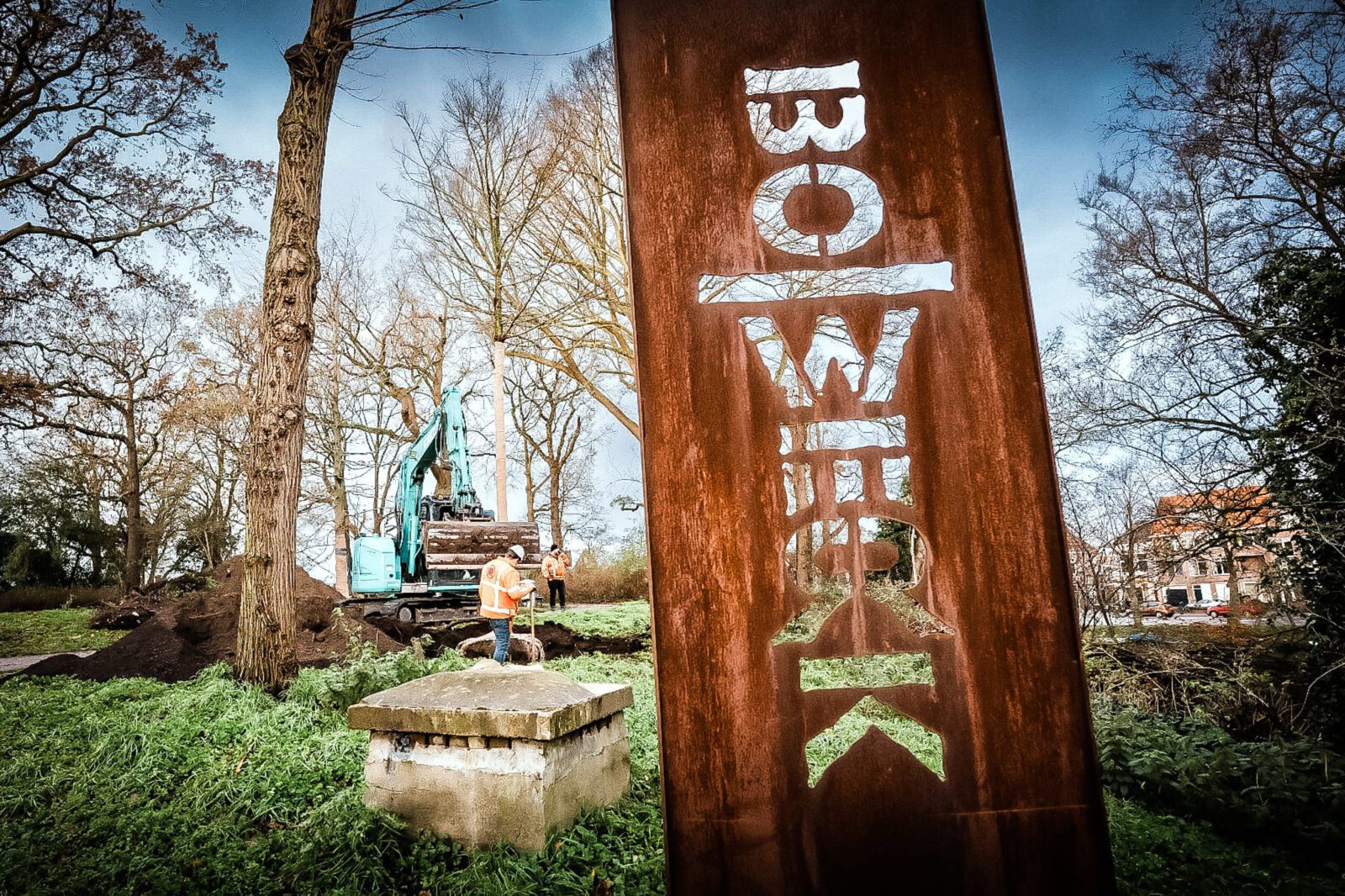 18 nieuwe beeldbepalende bomen in het Bolwerk geplaatst door Stadswerk072