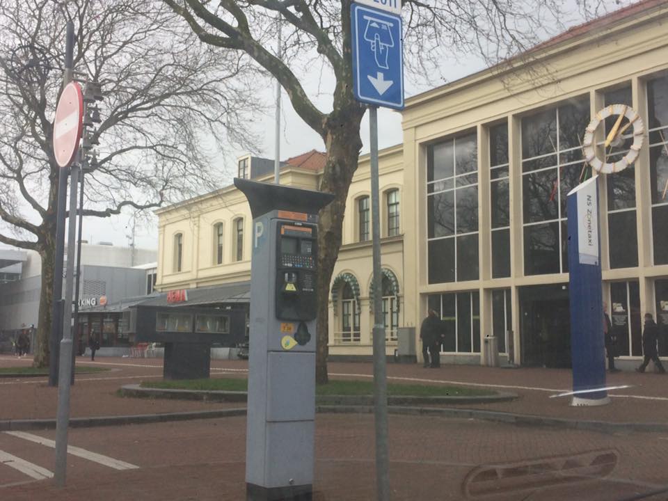 Opnieuw demonstranten op Station van Alkmaar voor Palestina sit-in