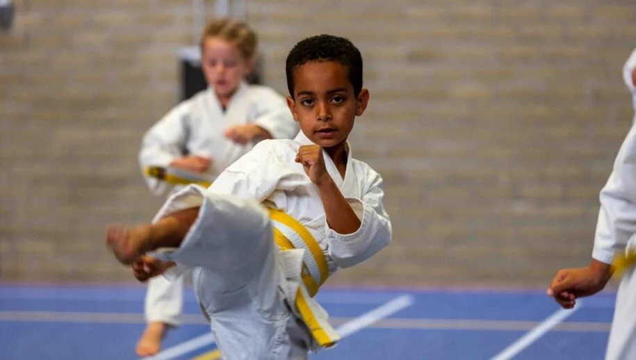 10-jarigen sporten gratis in voorjaarsvakantie vanwege 10 jaar Alkmaar Sport