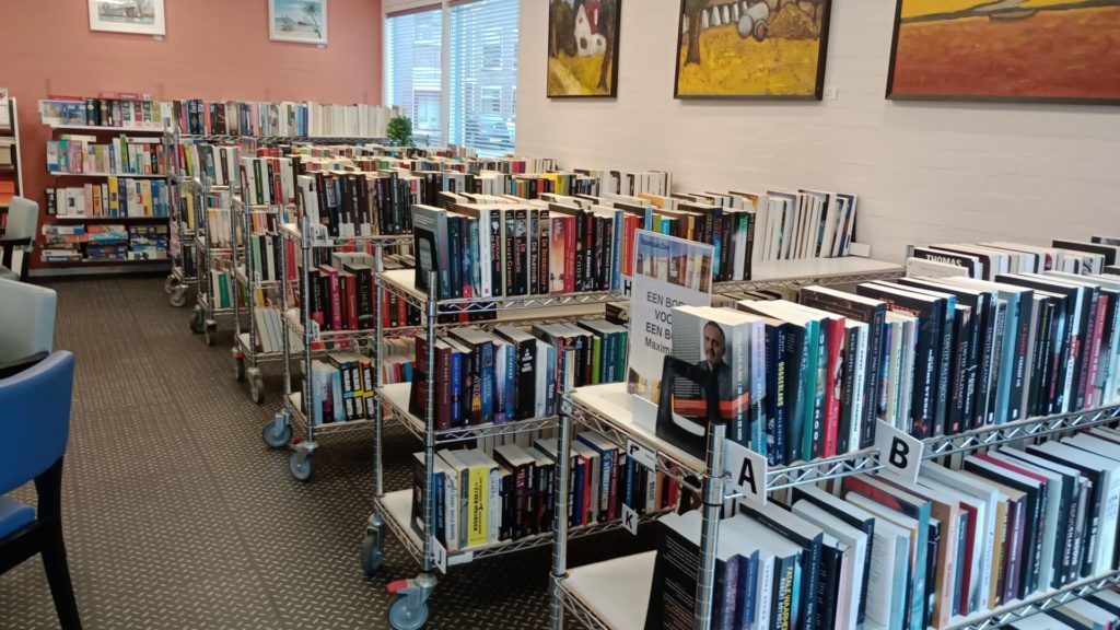 Boekenmarkt in PostaanZee