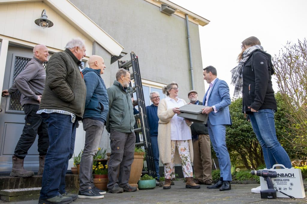 Samen maken we Alkmaar vogelvriendelijker: Ruim 100 nestkasten voor gierzwaluwen opgehangen