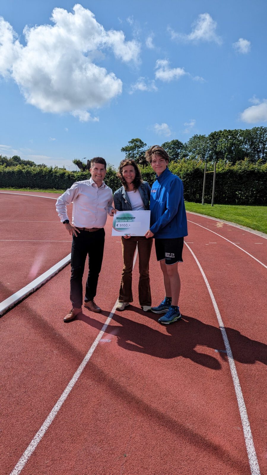 Atletiekvereniging Nova en Stichting Balletschool Schagen ontvangen donatie van € 1000 uit het Univé Ledenfonds