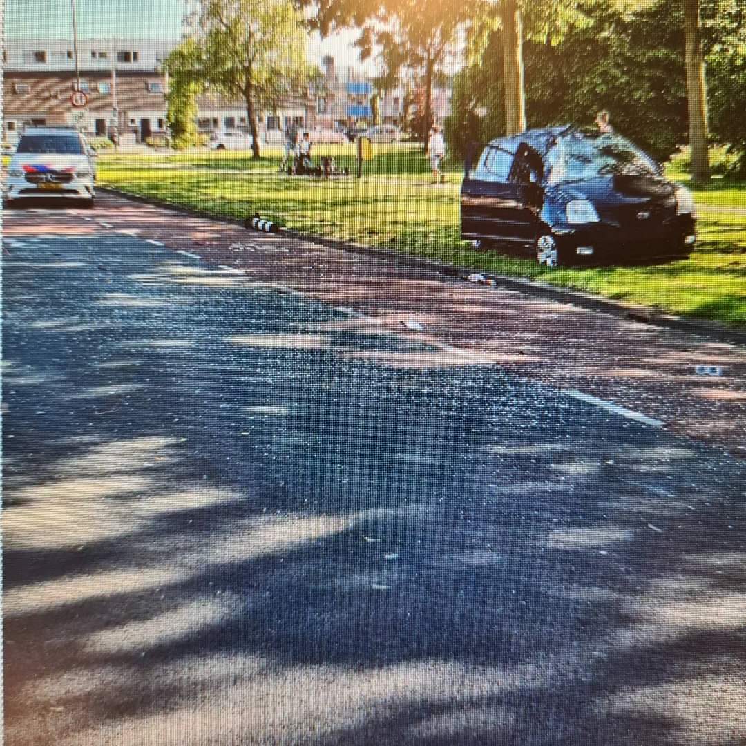 politie zoekt getuigen na aanrijding in heerhugowaard