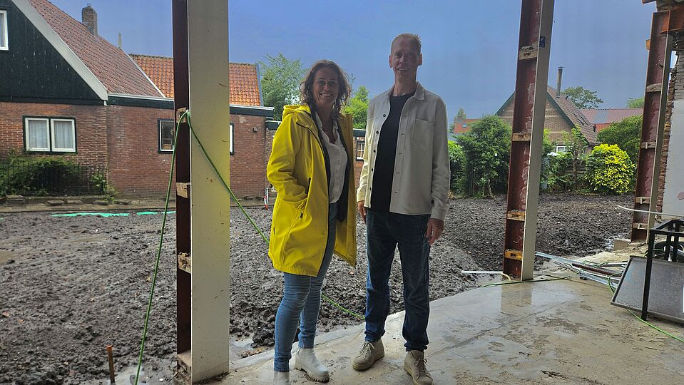 Wonen en winkelen in oude pand EP Jack Stet in Zuid-Scharwoude