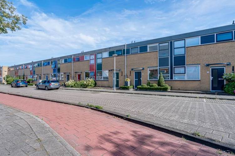 Explosie in portiekwoning bij Aragonstraat in Alkmaar