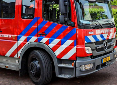 Auto volledig uitgebrand aan de Gezellestraat in Heerhugowaard