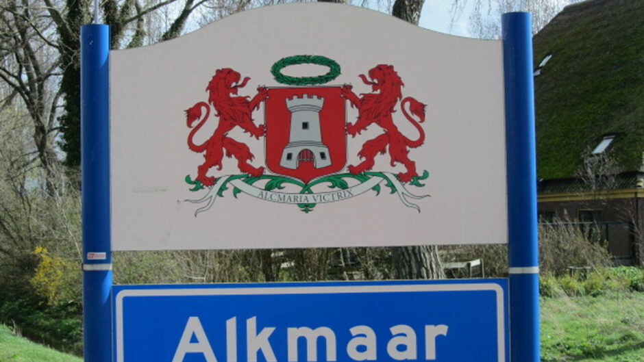 Gedenkpaal omgevallen in Oudorp