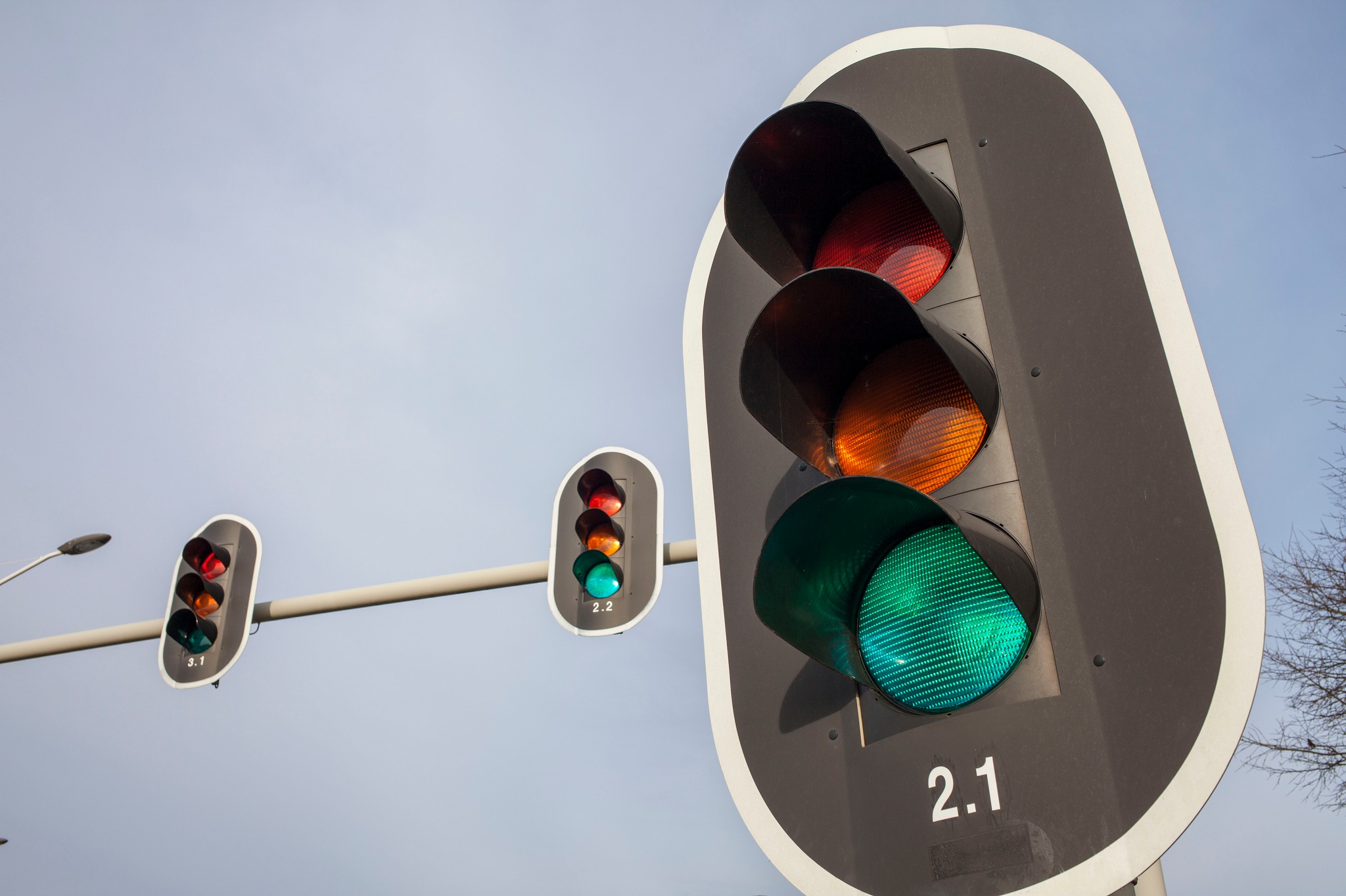 Nieuwe verkeerslichten op de kruising N242/N504 in Heerhugowaard