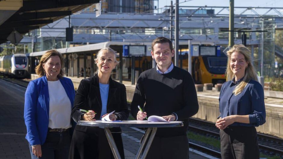 Primeur: Nachttrein tussen Alkmaar en Amsterdam 