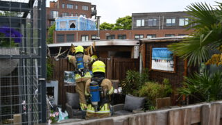 Barbecue zorgt voor brand in tuinhuis in Alkmaar