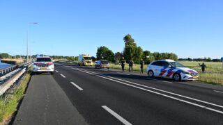 Bestuurder onwel op N9 Bergen (FOTO'S)