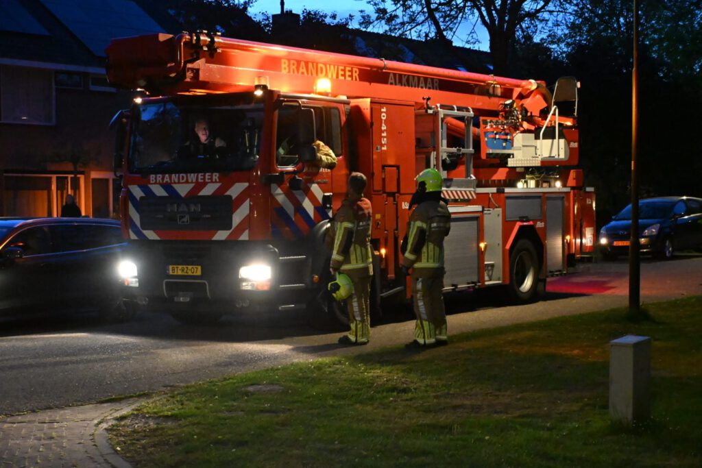 Brandweer opgeroepen voor schoorsteenbrand in Heiloo