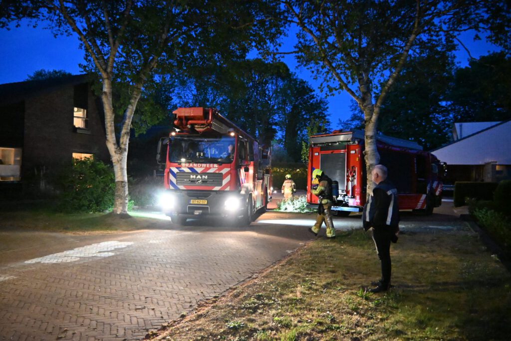Brandweer opgeroepen voor schoorsteenbrand in Heiloo