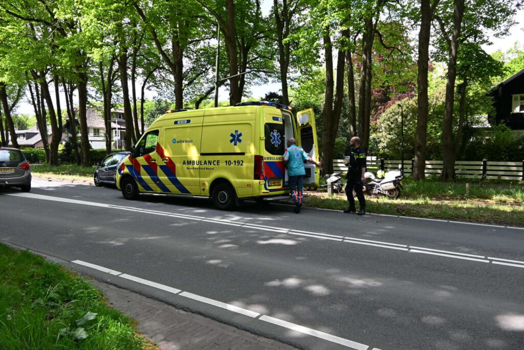 Wielrenner gewond na val langs fietspad in Heiloo