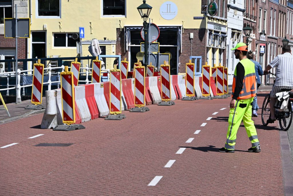 Komende acht weken geen verkeer tussen Hoofdplein en Accijnstoren in Alkmaar