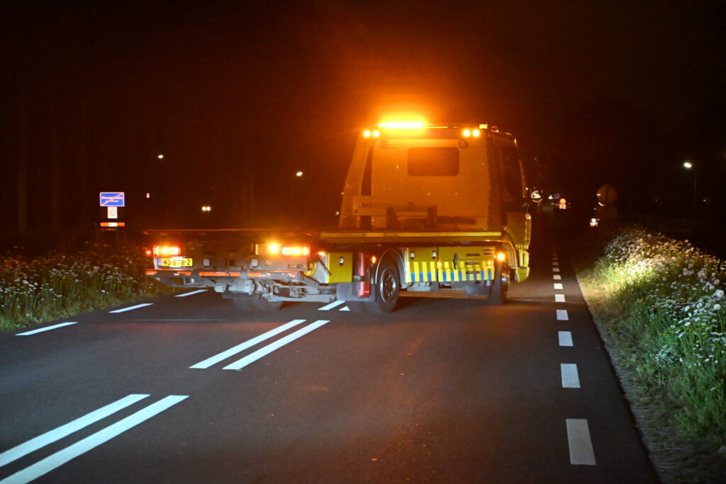 Ongeduldige passant betrapt op alcohol bij auto te water aan Noordervaart in Stompetoren
