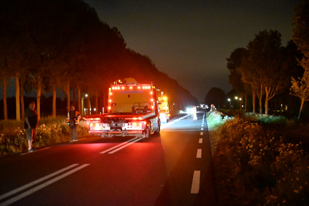 Ongeduldige passant betrapt op alcohol bij auto te water aan Noordervaart in Stompetoren