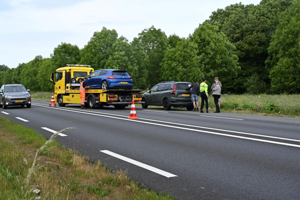 Flinke schade bij ongeval op de N9 in Alkmaar [FOTO'S]