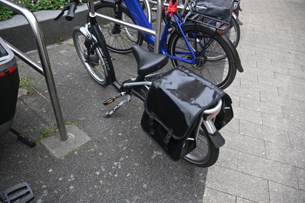 Vrouw gewond bij ongeval met auto op de Koelmanlaan in Alkmaar