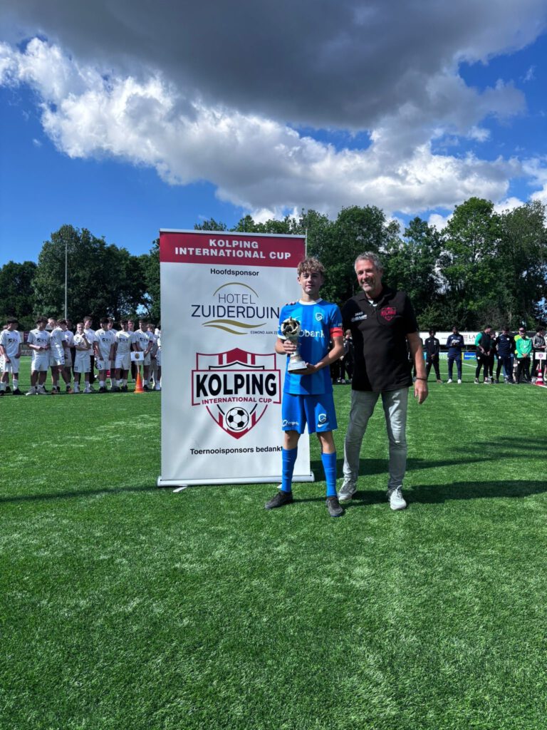 VfL Wolfsburg wint Kolping International Cup (FOTO'S)