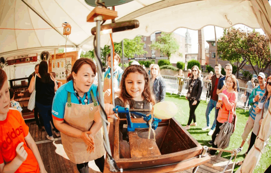 Jan Boonplein in De Rijp transformeert tot Kidsplein tijdens Move the City