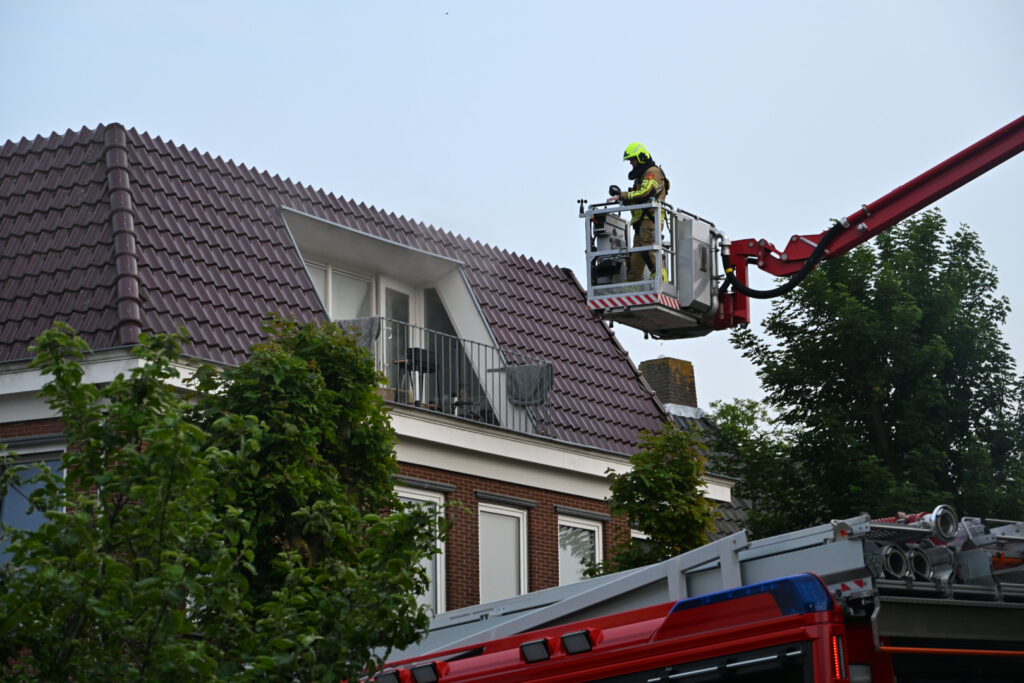 Twaalf appartementen ontruimd bij brand in Alkmaar [FOTO'S]