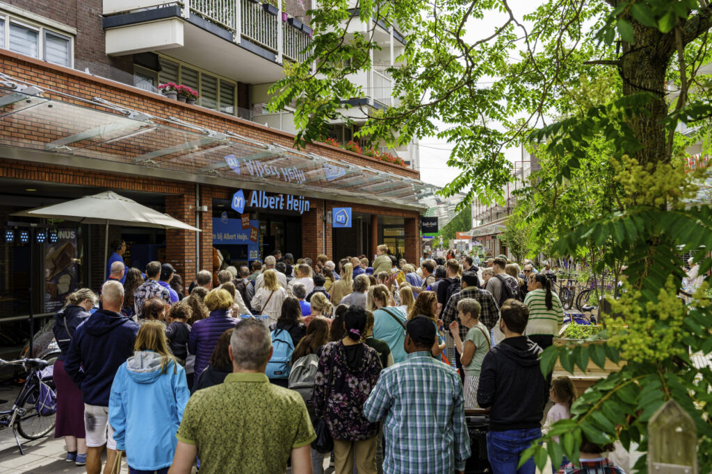 Topdrukte bij opening Albert Heijn De Mare [FOTO'S]