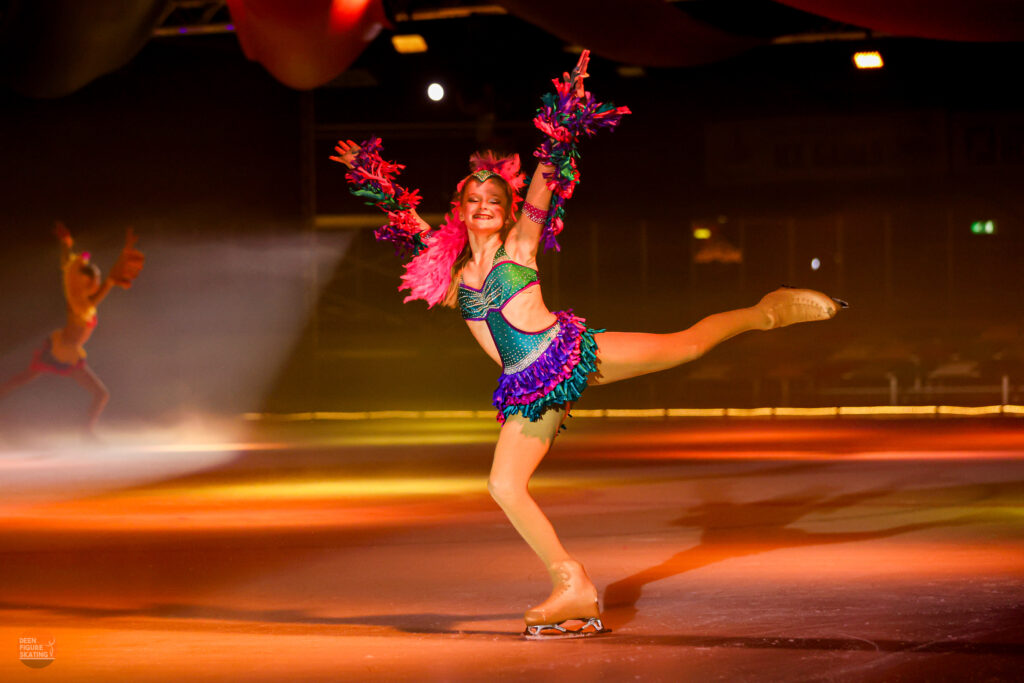 Summer Wijkhuizen schittert als Nederlands Kampioen en treedt op in spectaculaire shows in juni [FOTO'S]