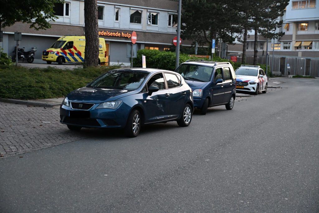 Lichte schade na ongeval aan de Metiusgracht in Alkmaar