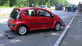 Veel schade bij ongeval op de N9 bij Alkmaar [FOTO'S]