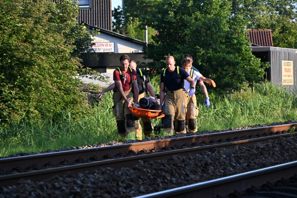 Vrouw gewond bij explosie in trein tussen Alkmaar en Uitgeest. [FOTO'S]