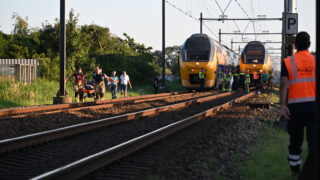 Meerdere gewonden bij explosie in trein tussen Alkmaar en Uitgeest [FOTO'S]