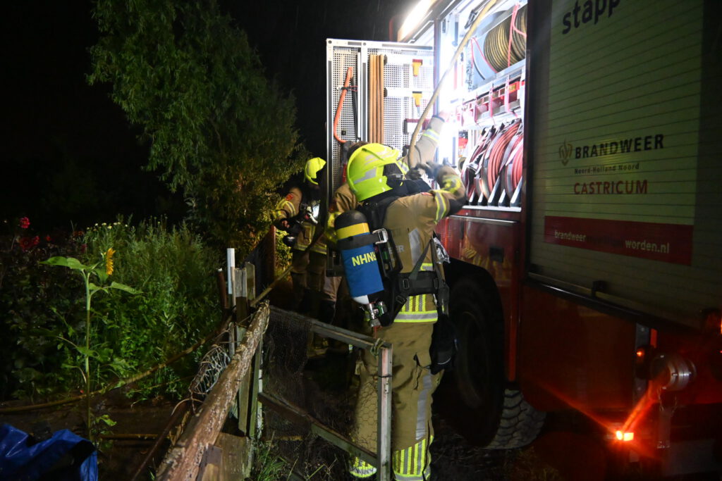 Brand bij volkstuin in Castricum