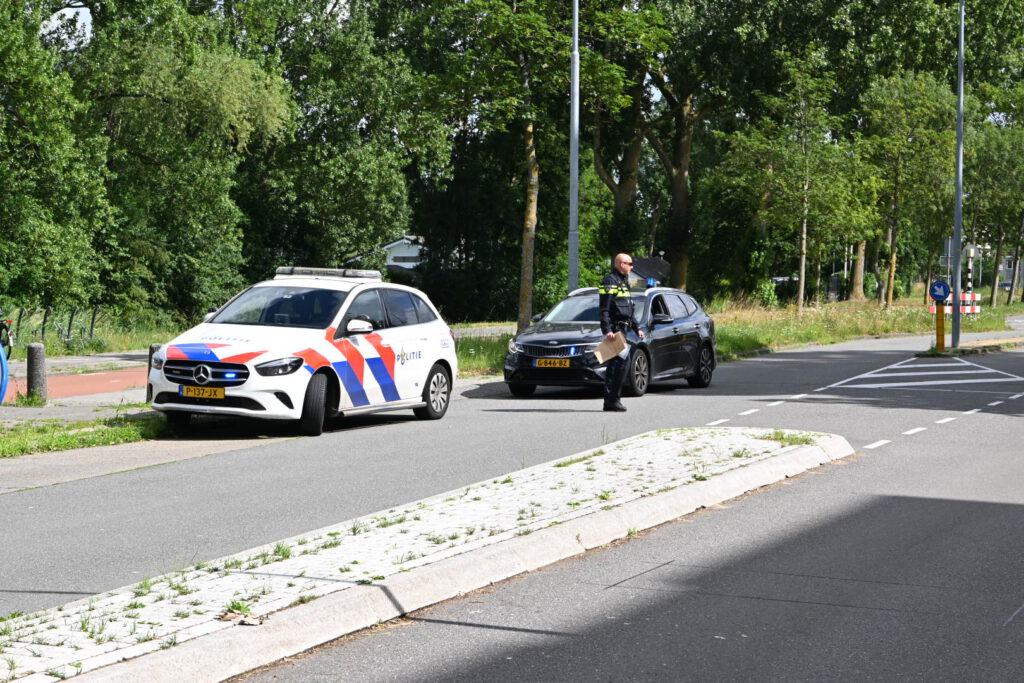 Twee gewonden en aanhoudingen na steekpartij bij het AZC in Alkmaar [FOTO'S]