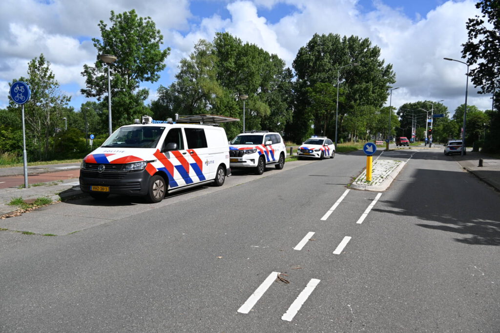 Twee gewonden en aanhoudingen na steekpartij bij het AZC in Alkmaar [FOTO'S]