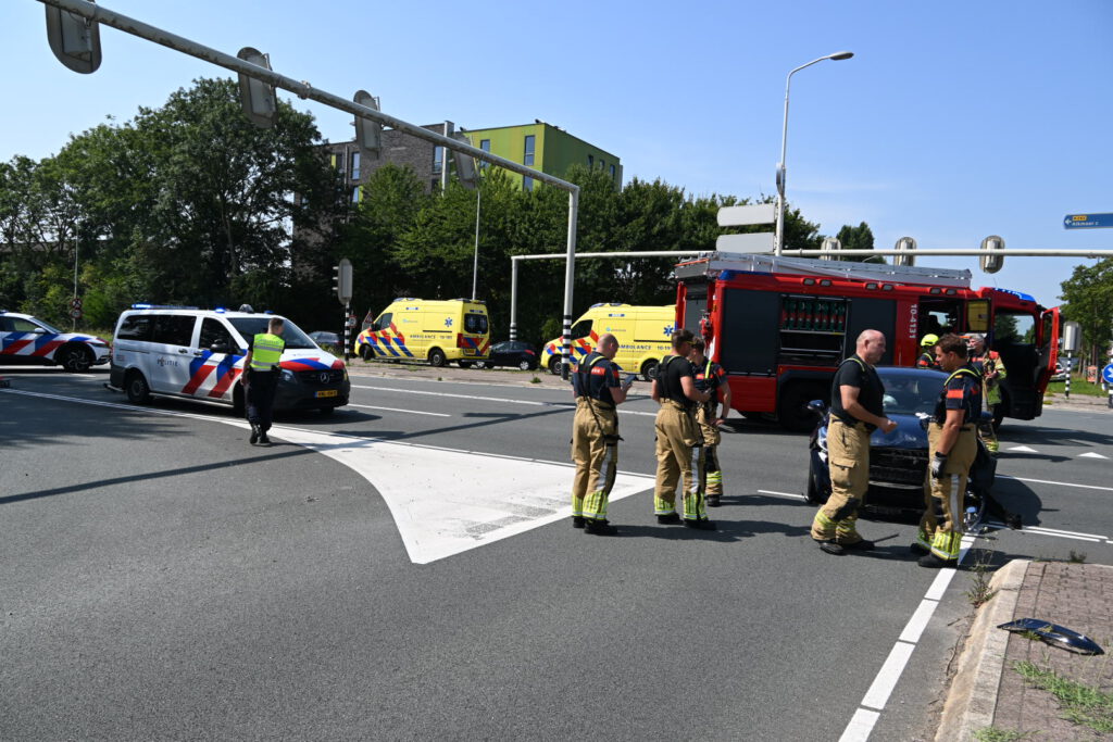 Hulpdiensten groots opgeroepen voor ongeval in Alkmaar