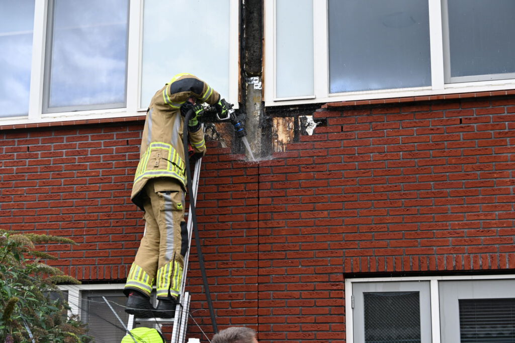 Woningbrand gemeld aan Hiemerwaard in Alkmaar