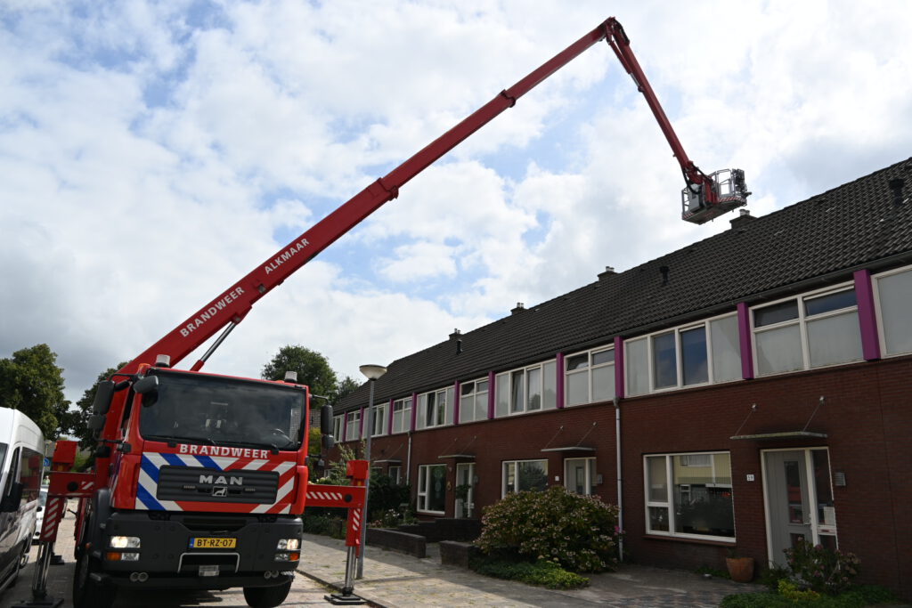 Woningbrand gemeld aan Hiemerwaard in Alkmaar