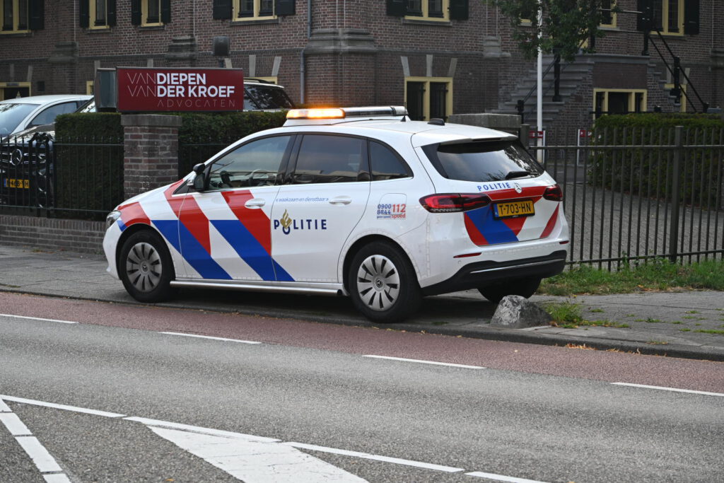 Vrouw aangereden op zebrapad in Alkmaar