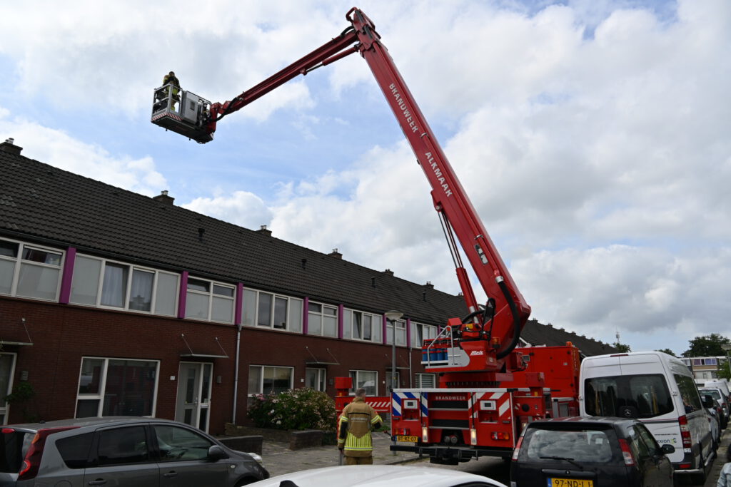 Woningbrand gemeld aan Hiemerwaard in Alkmaar